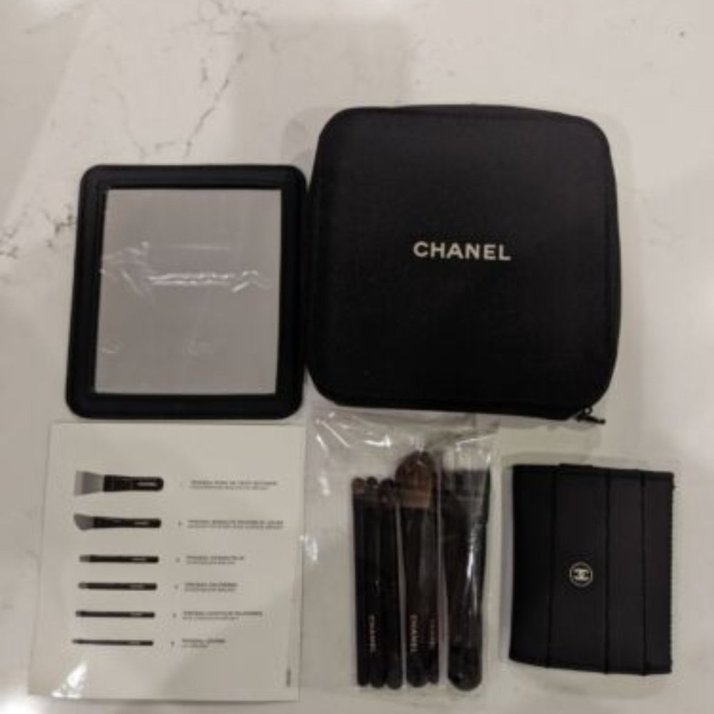 CHANEL Makeup Brush Set with Black Case